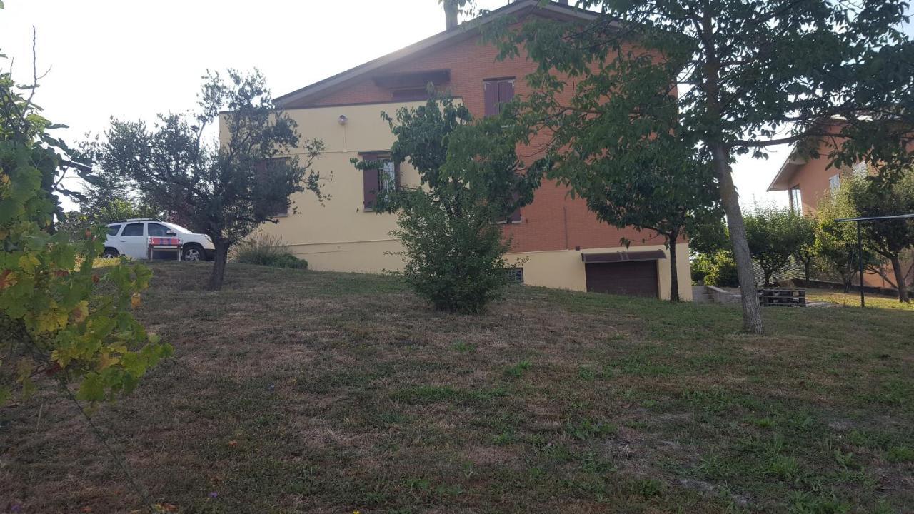 B&B I Girasoli Monte San Pietro Екстер'єр фото