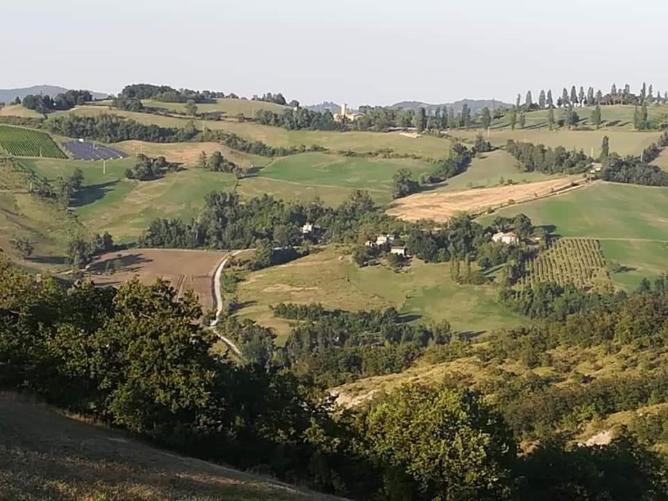 B&B I Girasoli Monte San Pietro Екстер'єр фото